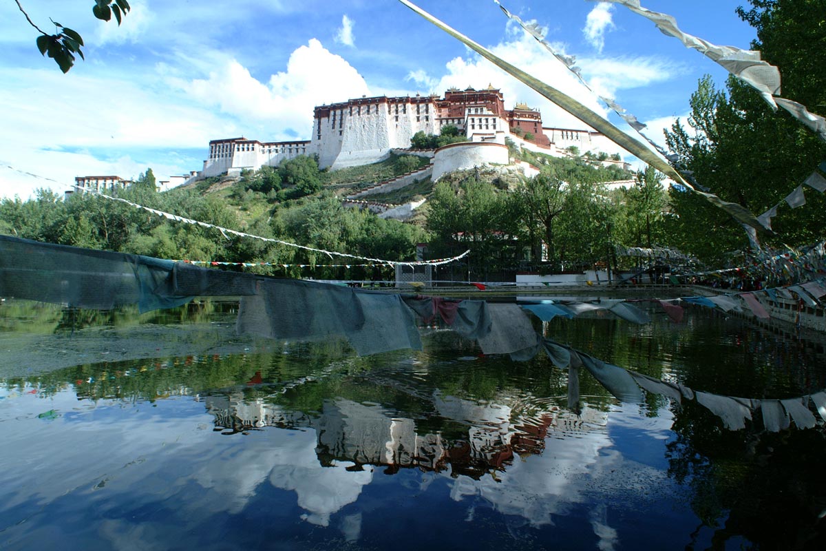 The Tibetan Connection—VIRGINIA Magazine