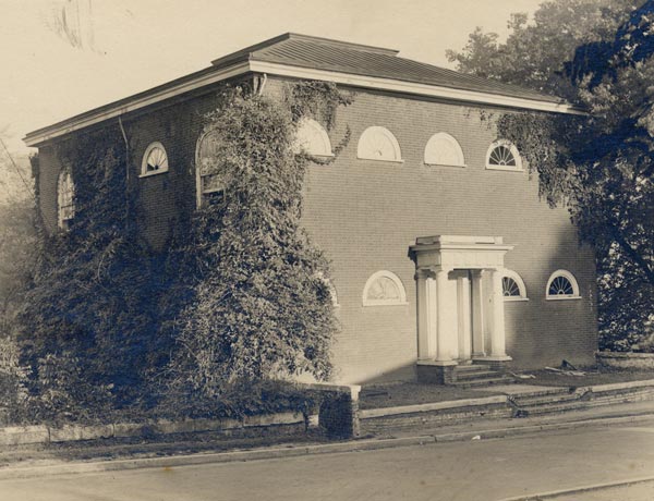 1825–1939: The Anatomical Theatre