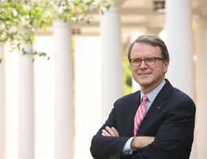 Darden Dean to Return to Faculty After Two Successful Terms at Helm