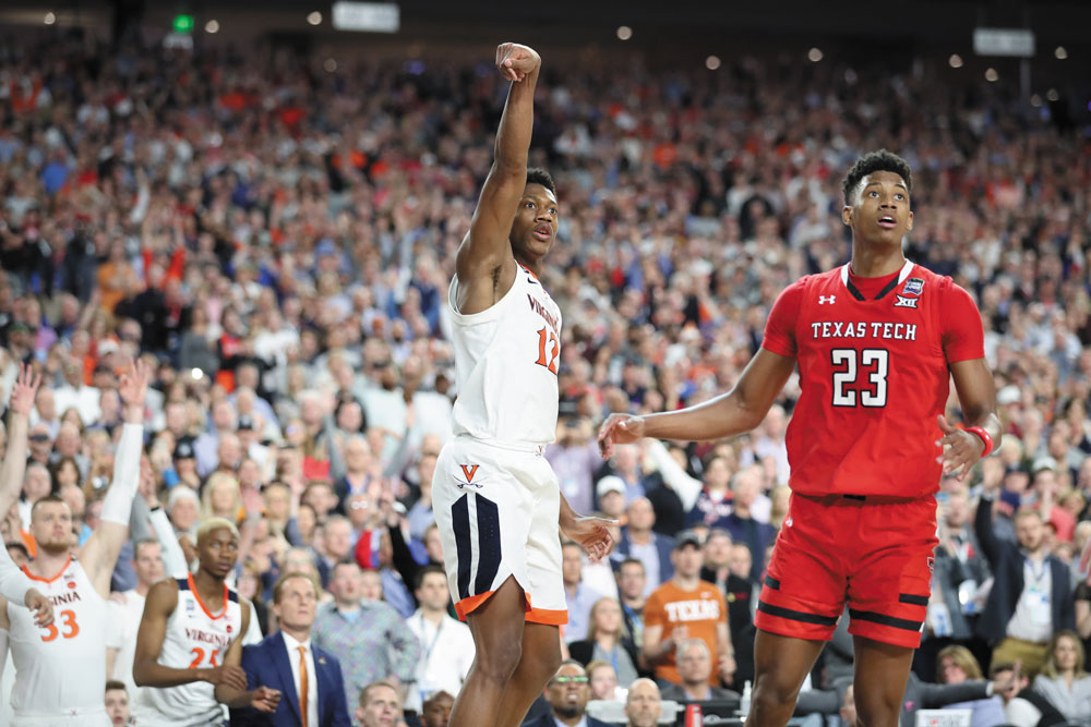 De’Andre Hunter connects on a three-pointer to send the championship game to overtime