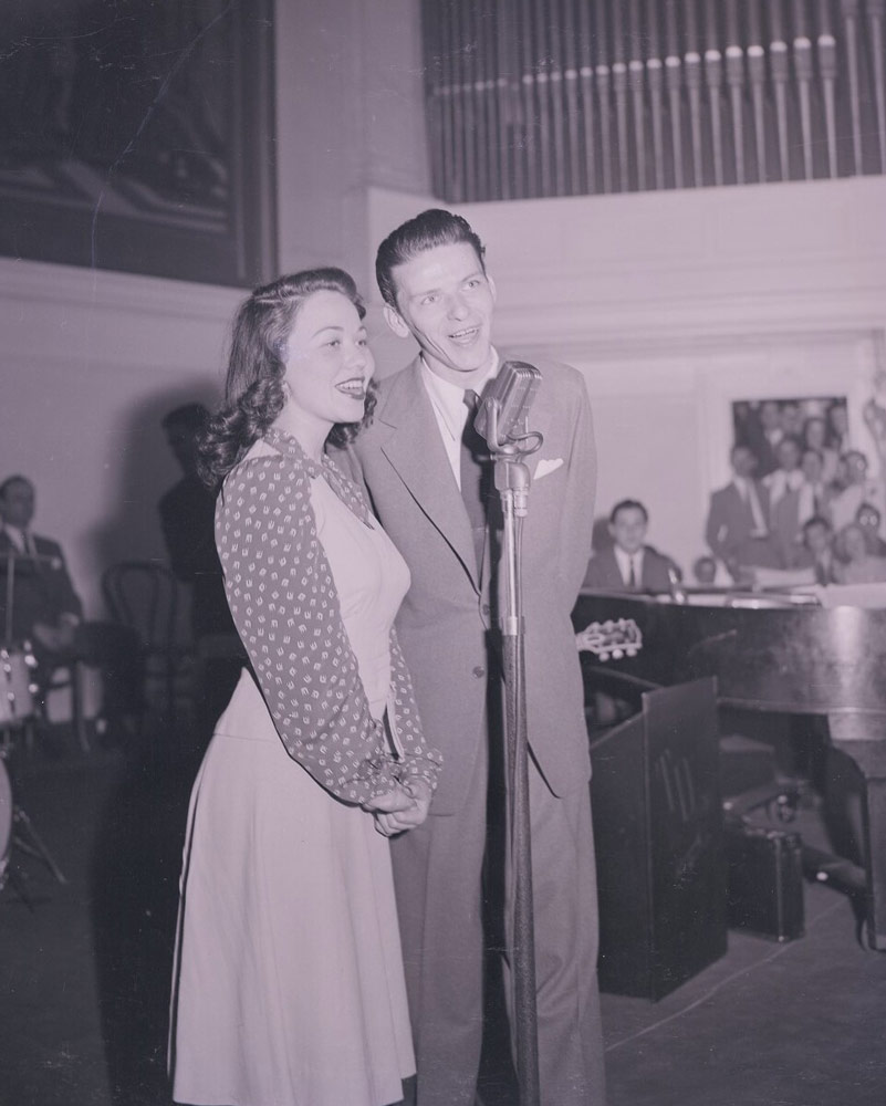 Frank Sinatra performing in Old Cabell Hall in 1940