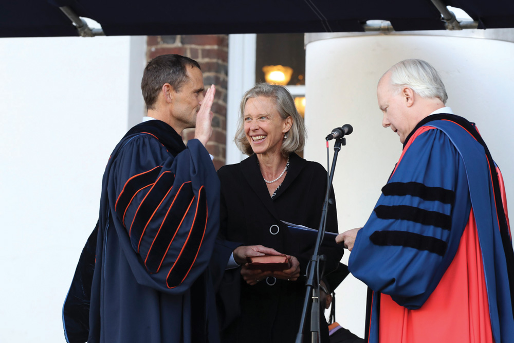 Jim Ryan takes oath of office