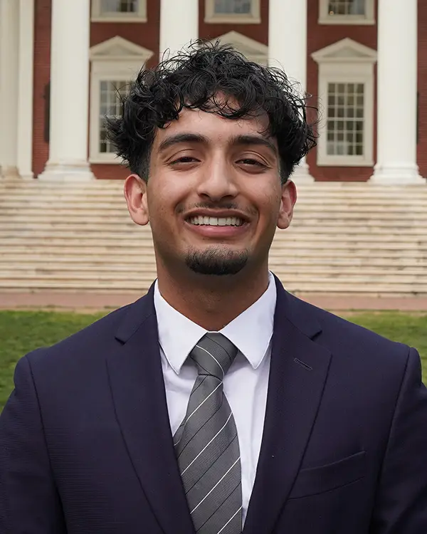 Aali Siddiqui headshot