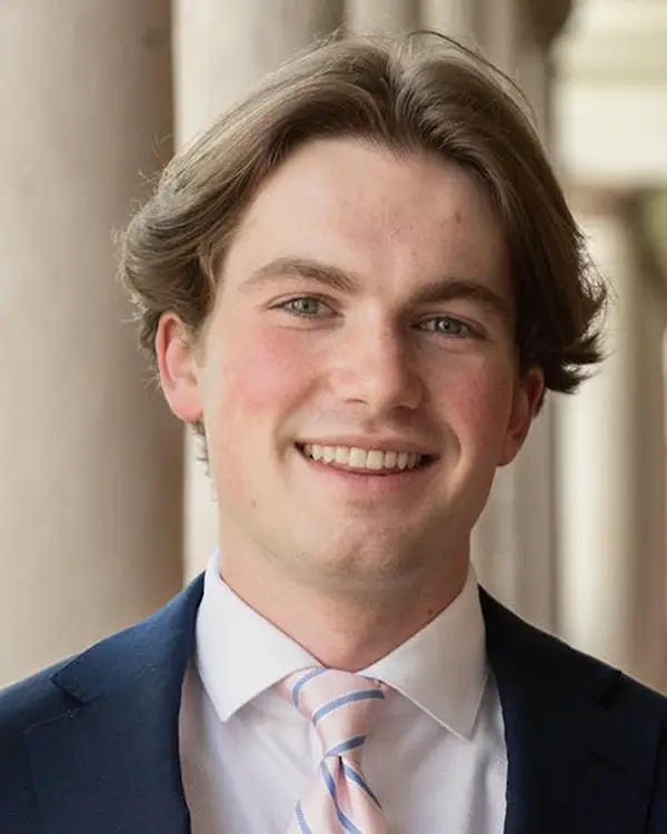 Zach Davidson headshot