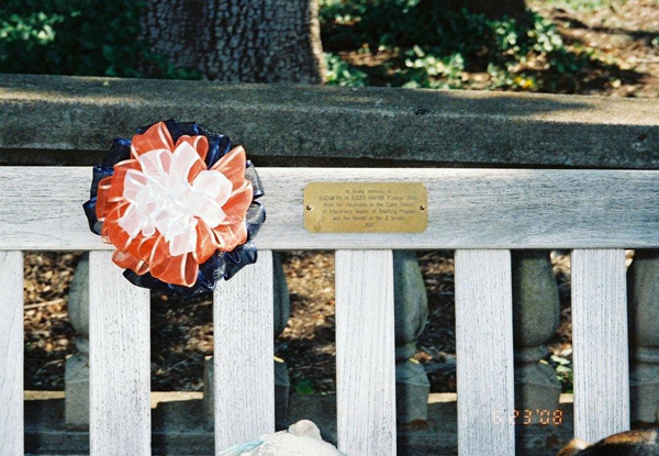 Ruffner bench: Memorial bench for Elizabeth Hafter (Col '06)