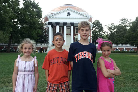 Future Wahoos at the Rotunda